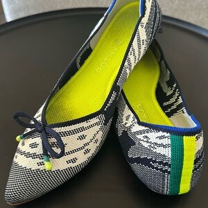 Rothy’s Botanical Navy Point Flats